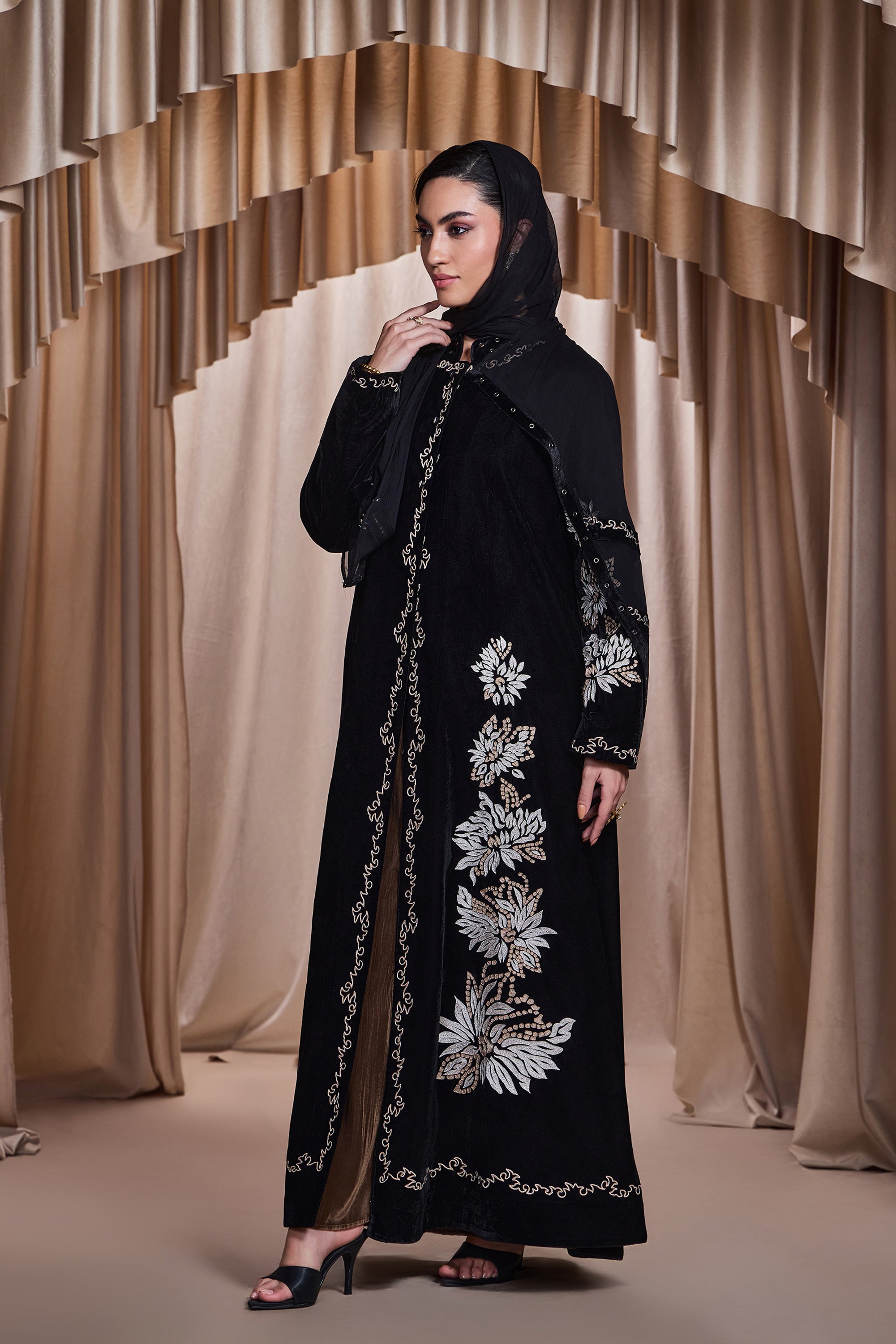 Nazeera Embroidered Abaya