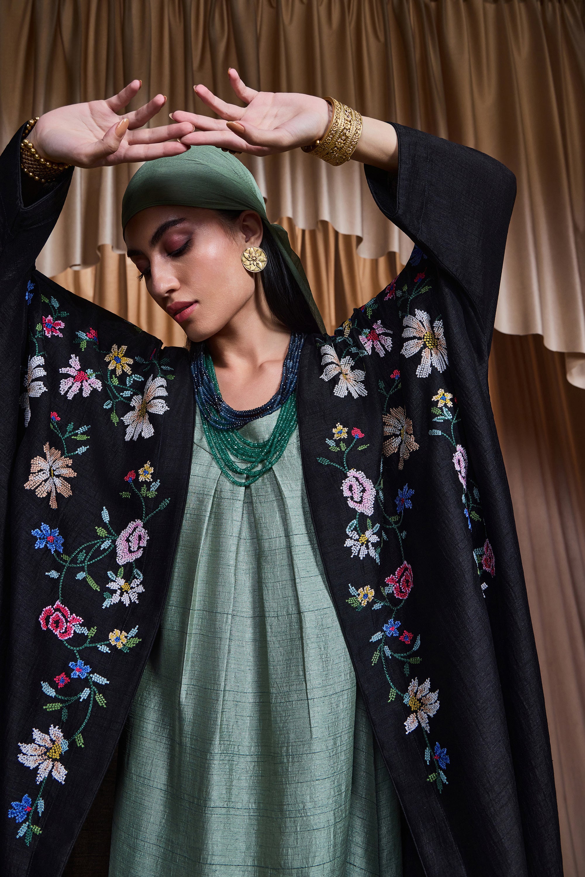 Aryana Embroidered Abaya