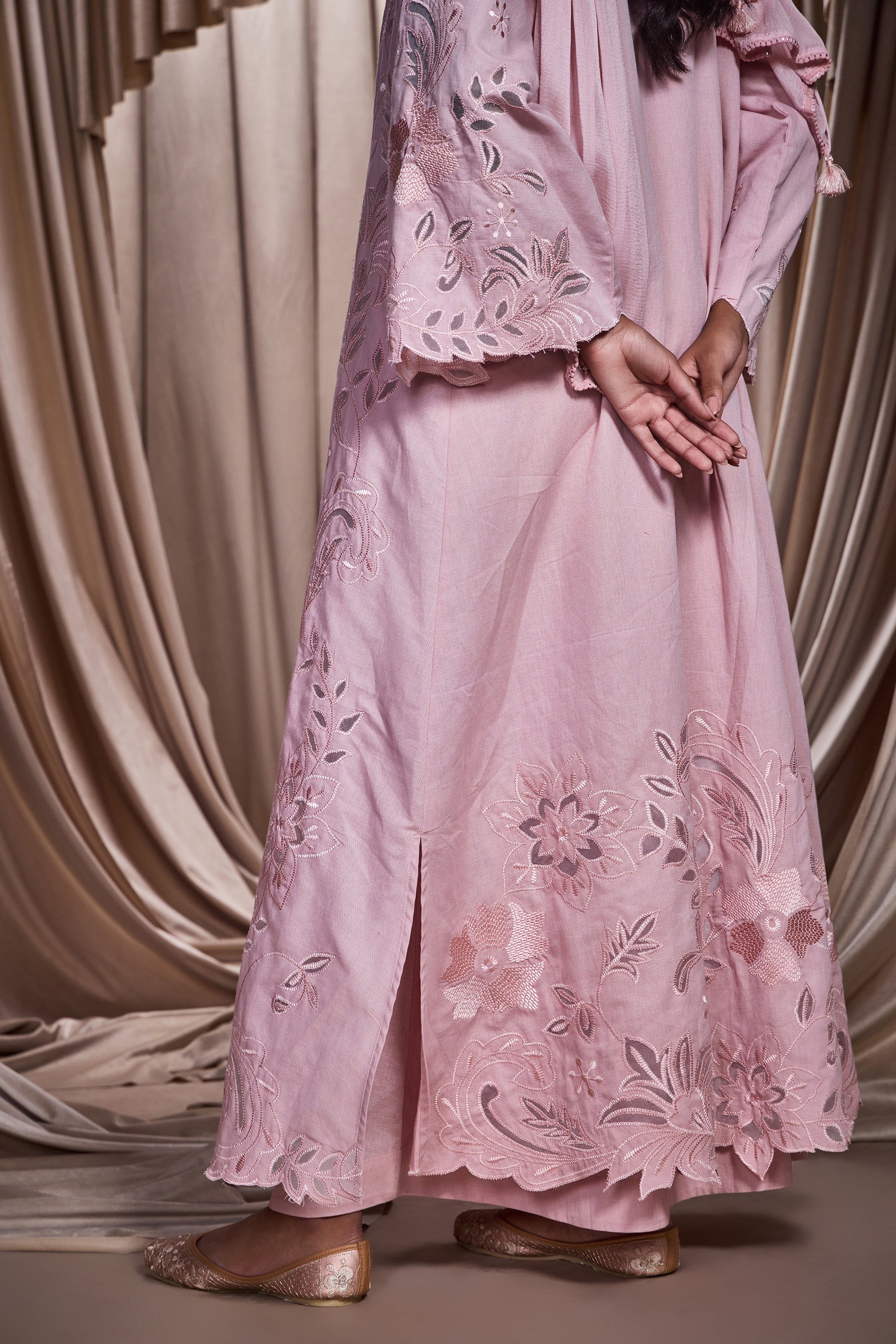 Zohiba Embroidered Abaya