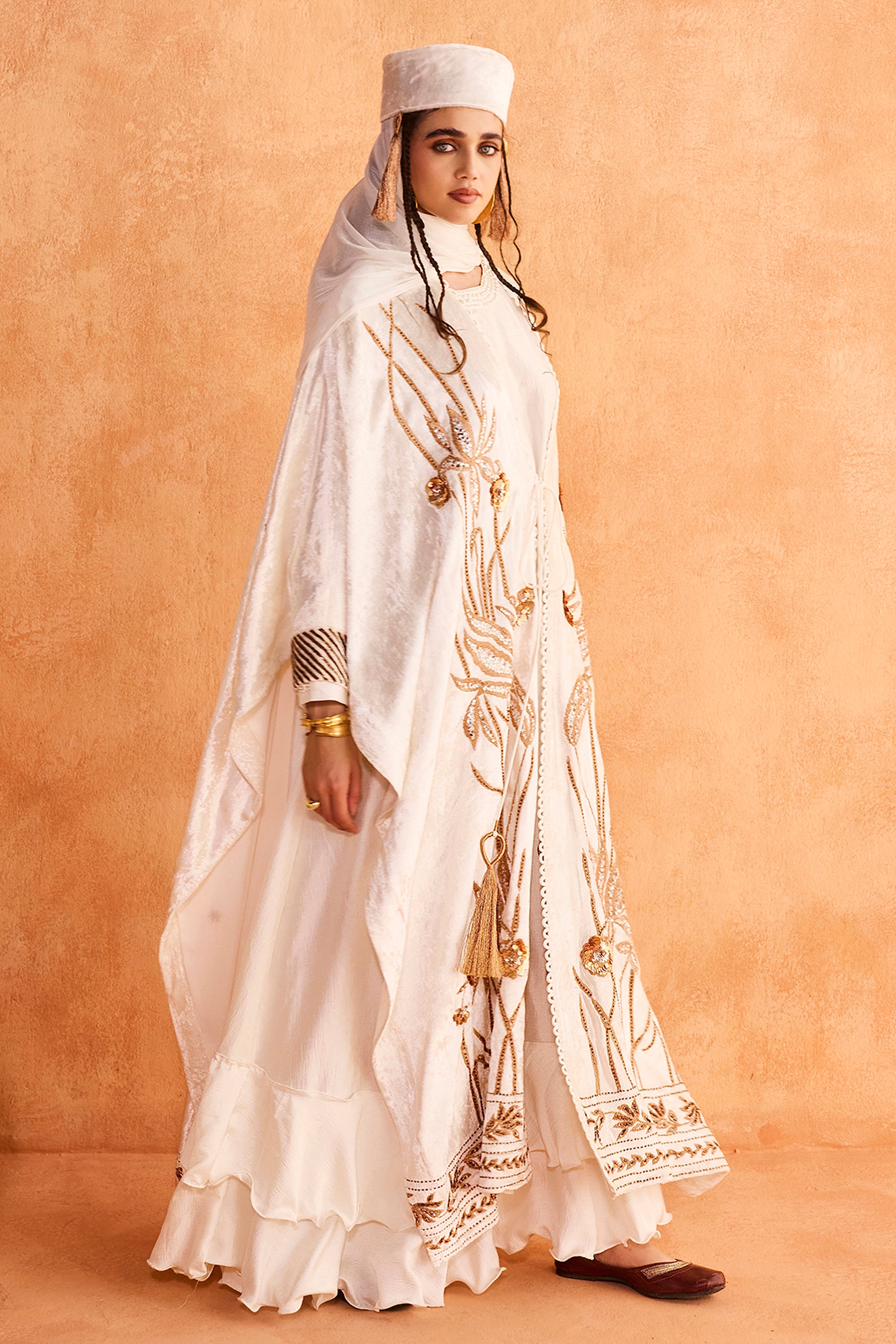 Ayyan Embroidered Cape with Embellishment