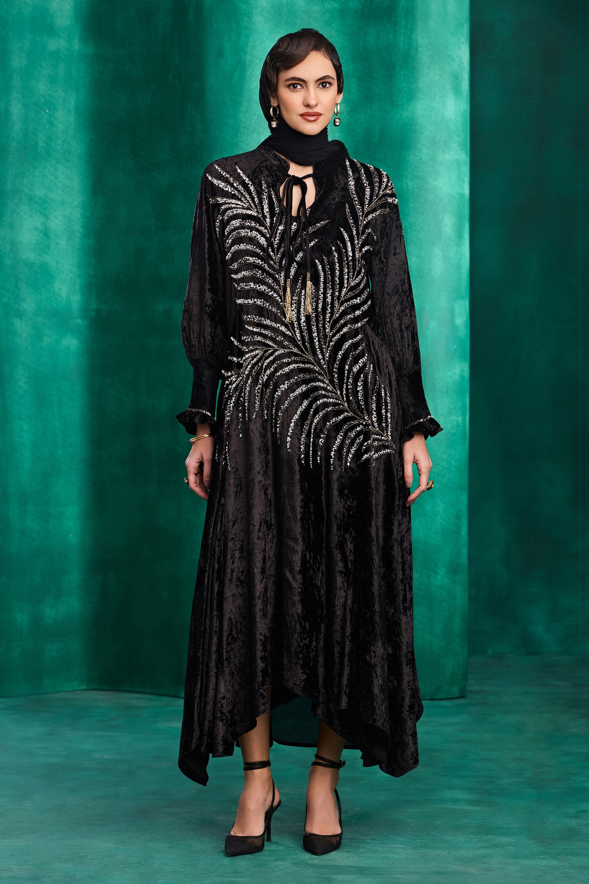 Lameesah Embellished Jalabiya