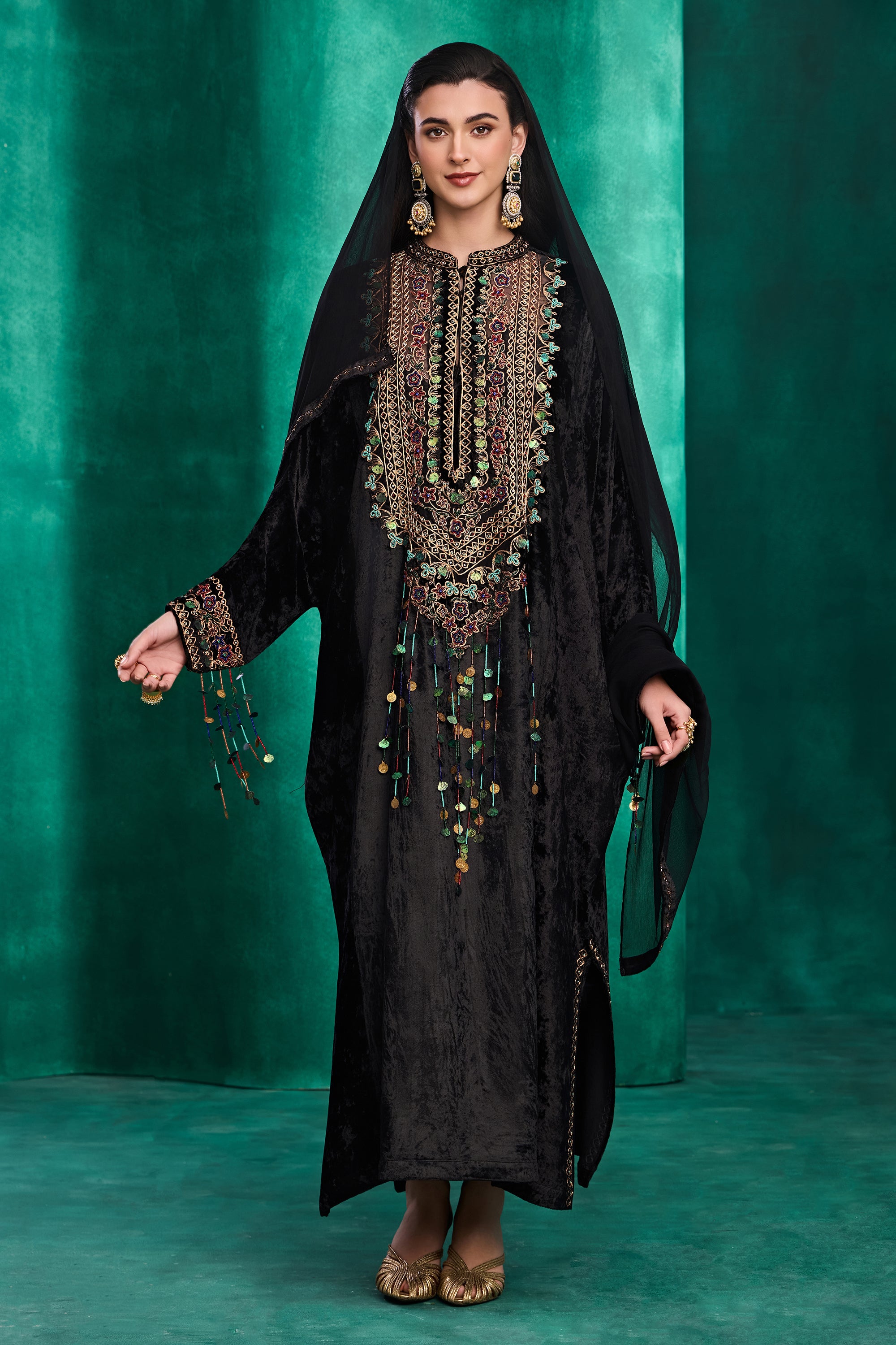 Jaziya Embroidered Jalabiya with Embellishment