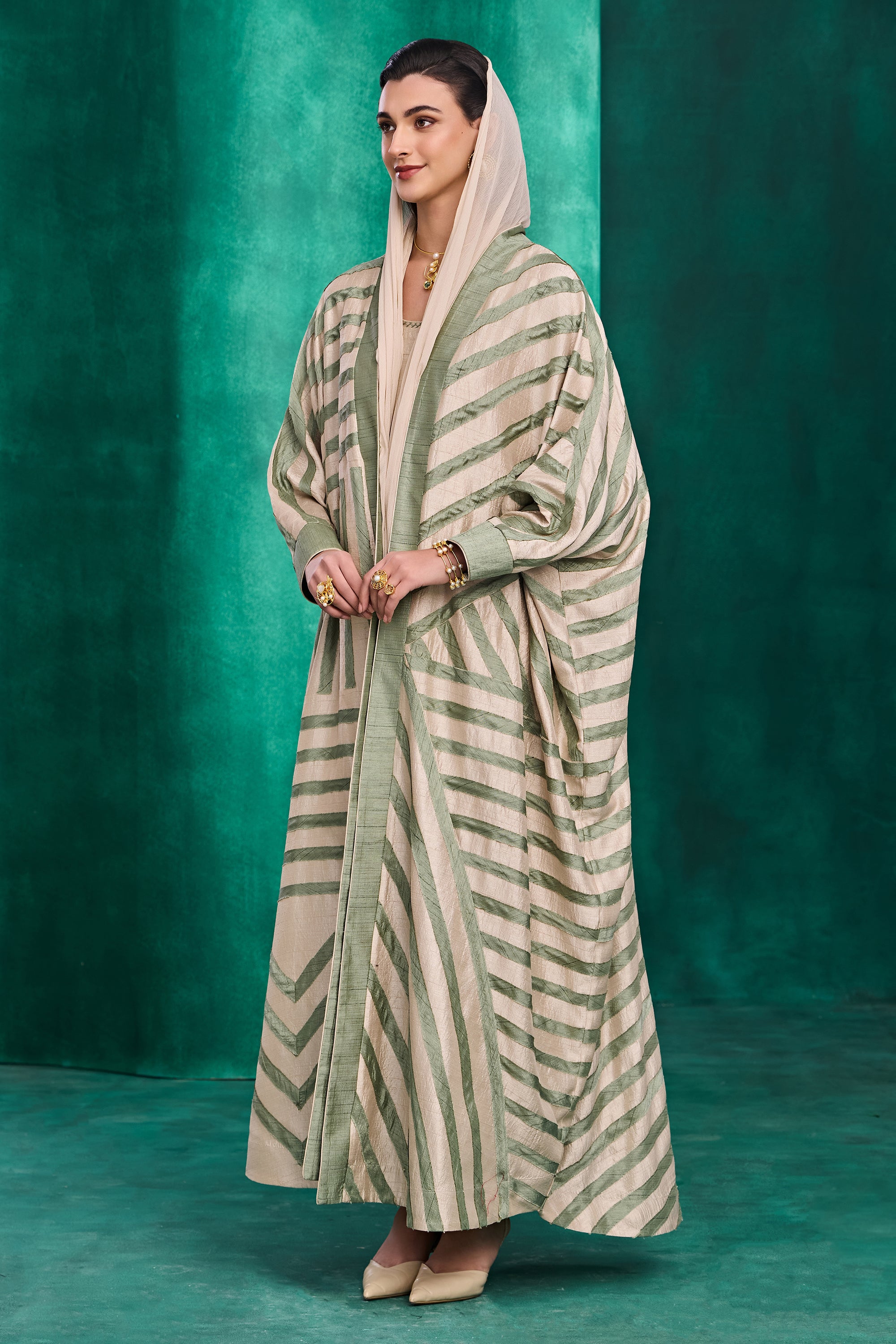 Mazna Abaya with Patch Work