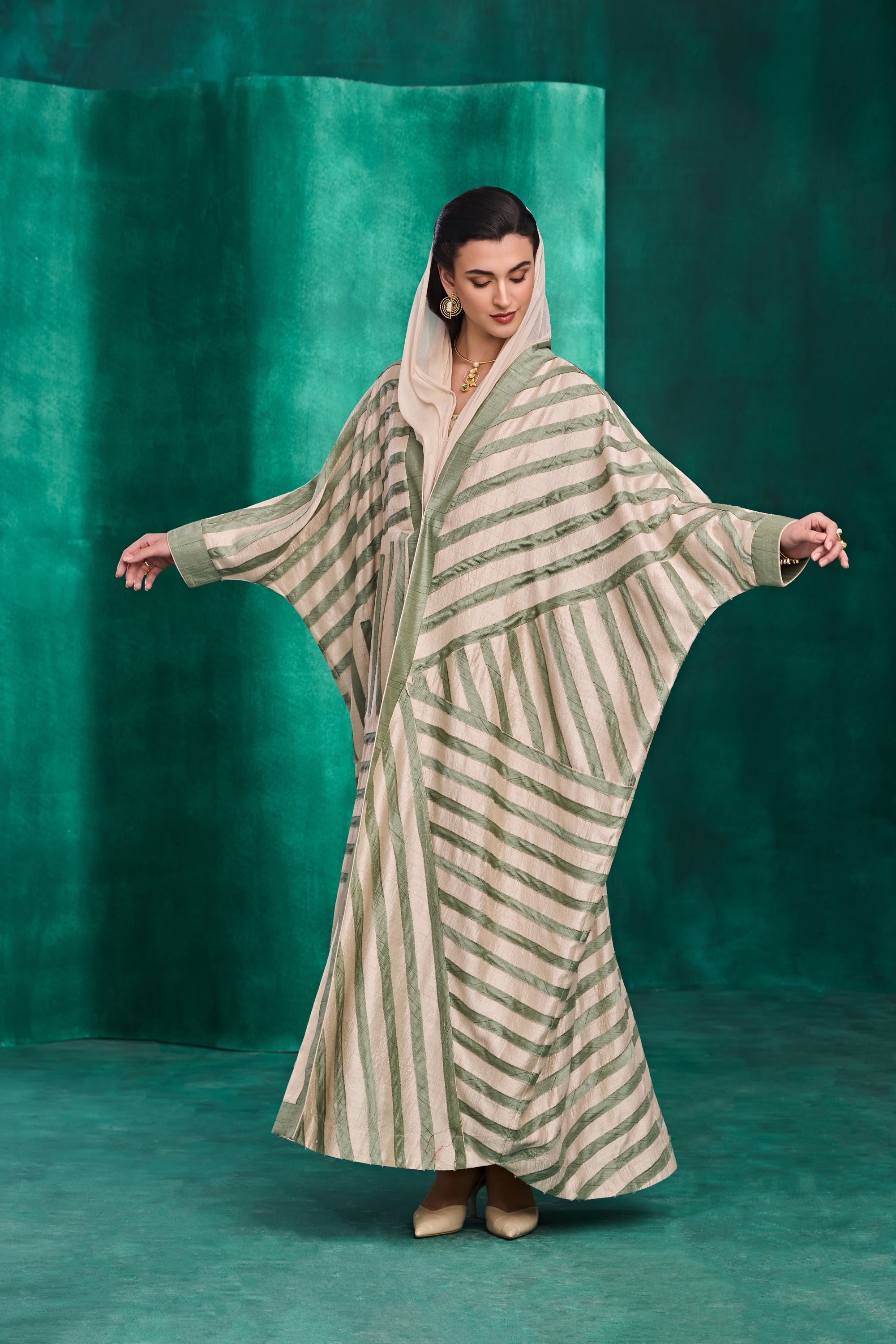 Mazna Abaya with Patch Work