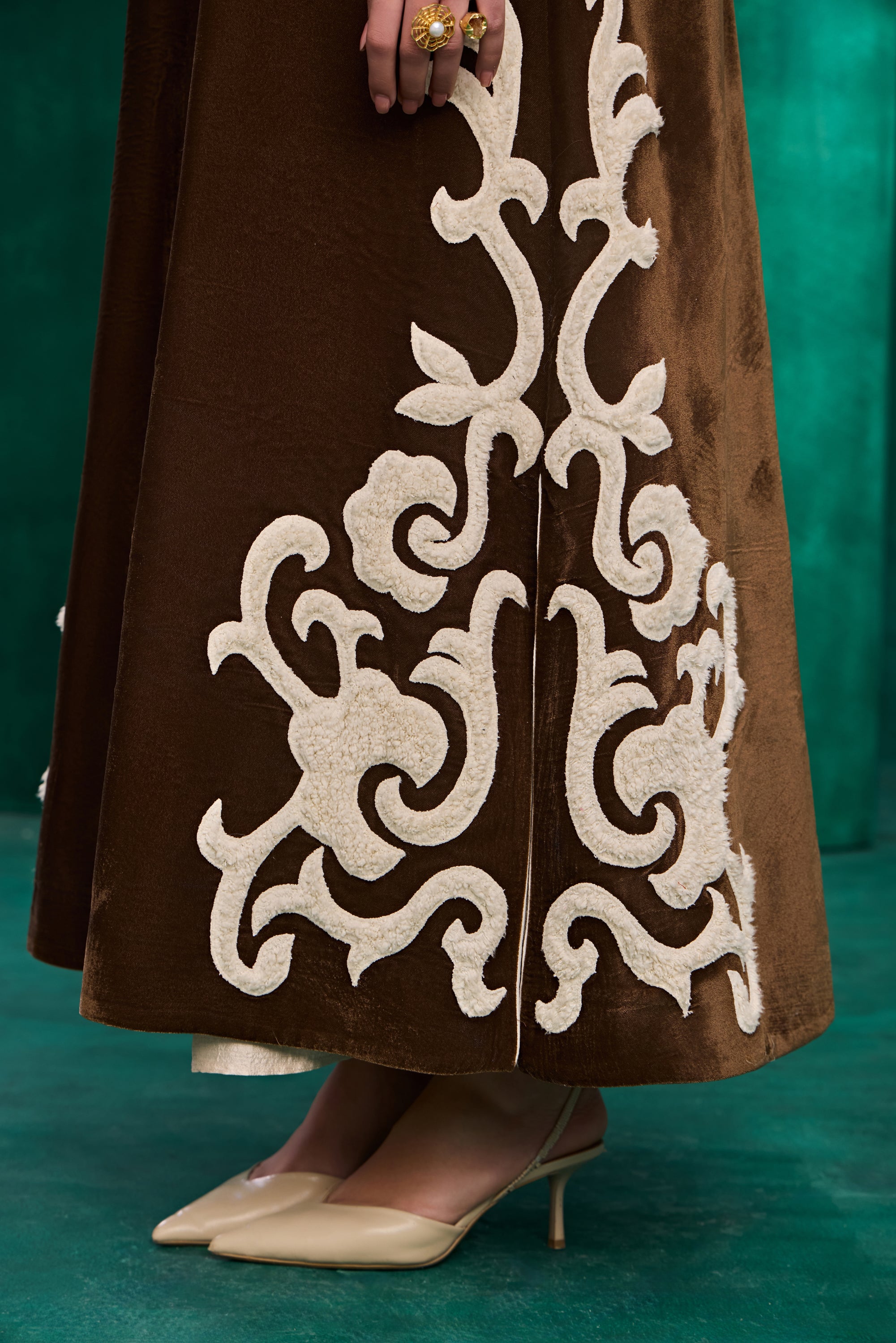 Waseela Applique Embroidered Abaya