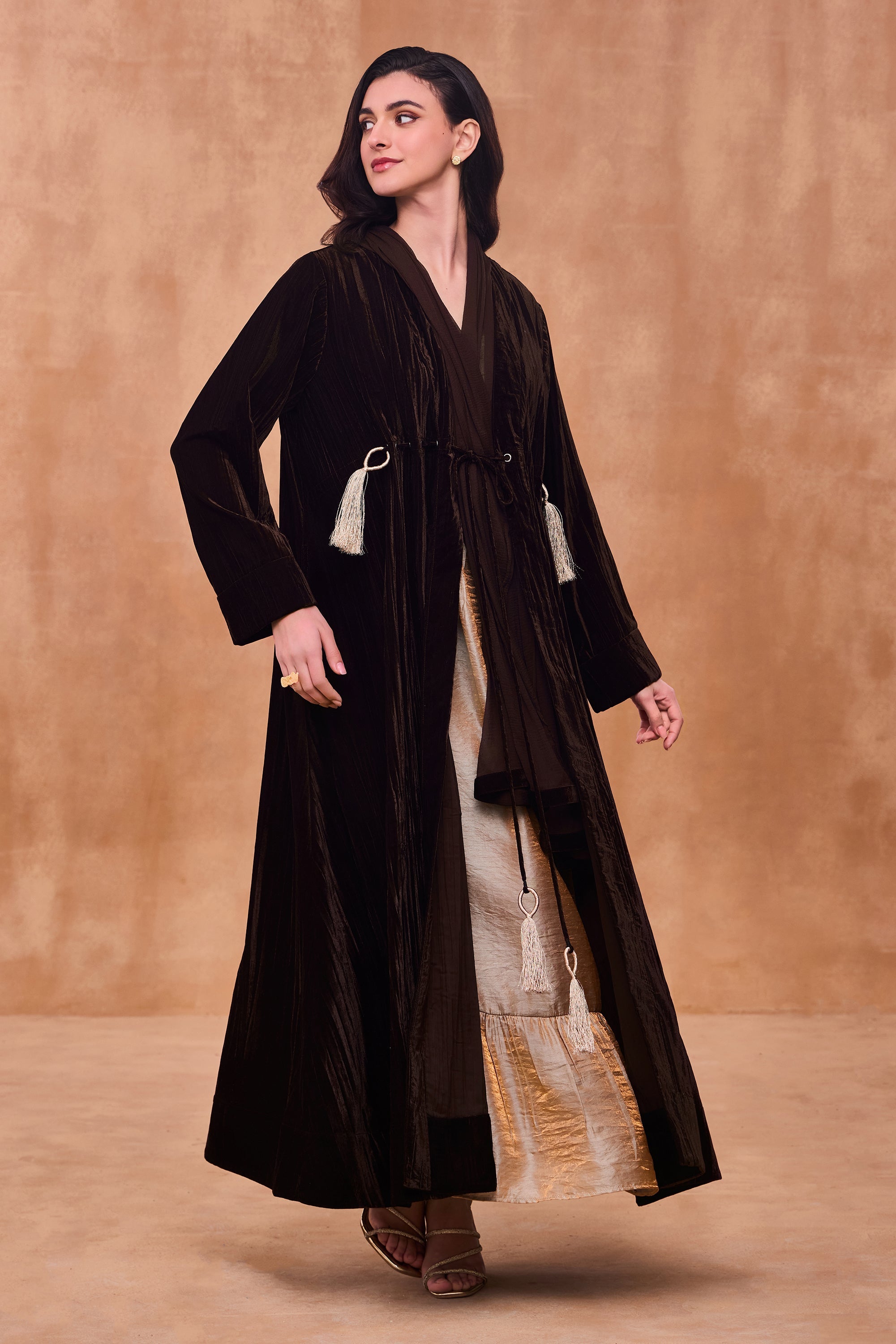 Nausheen Eyelet Detailing Abaya