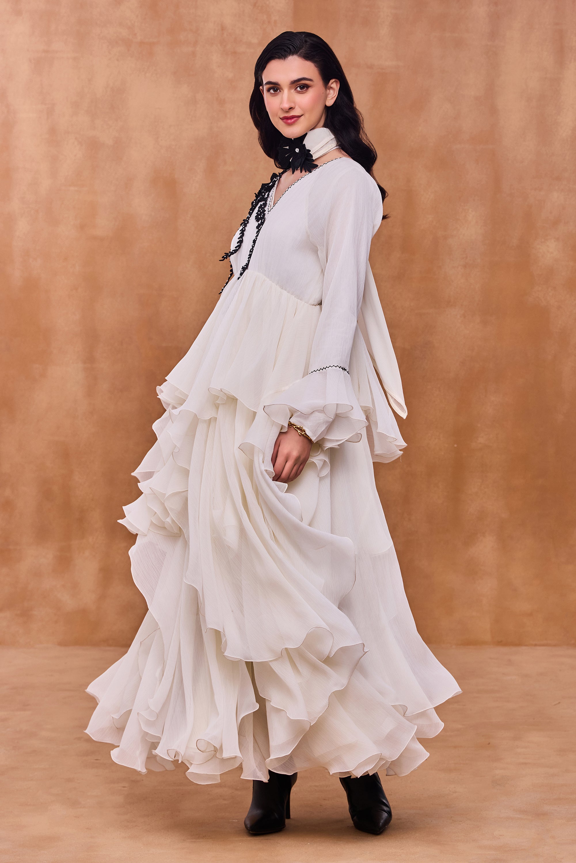Mahjabeen Embroidered Jalabiya with Embellishment