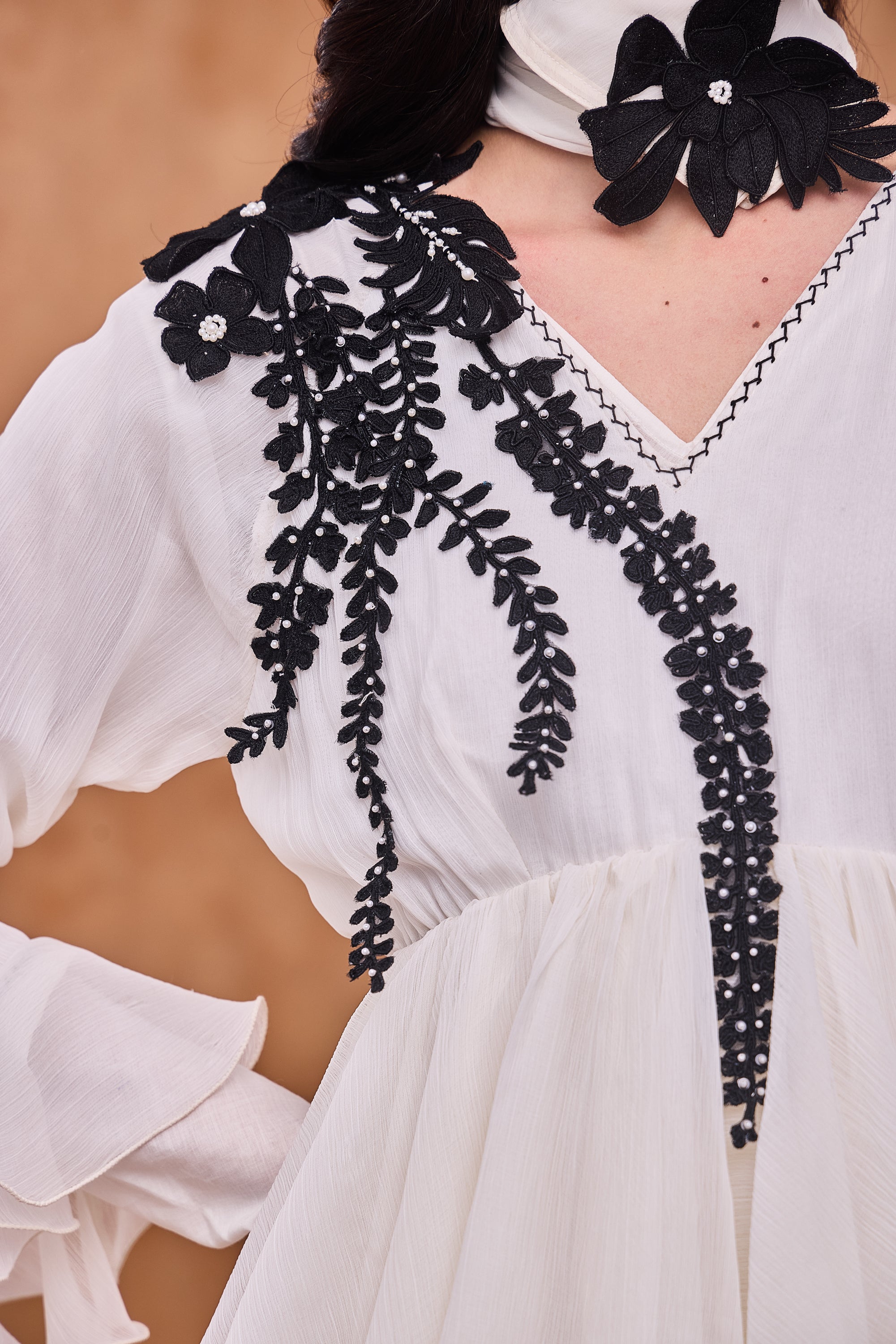 Mahjabeen Embroidered Jalabiya with Embellishment