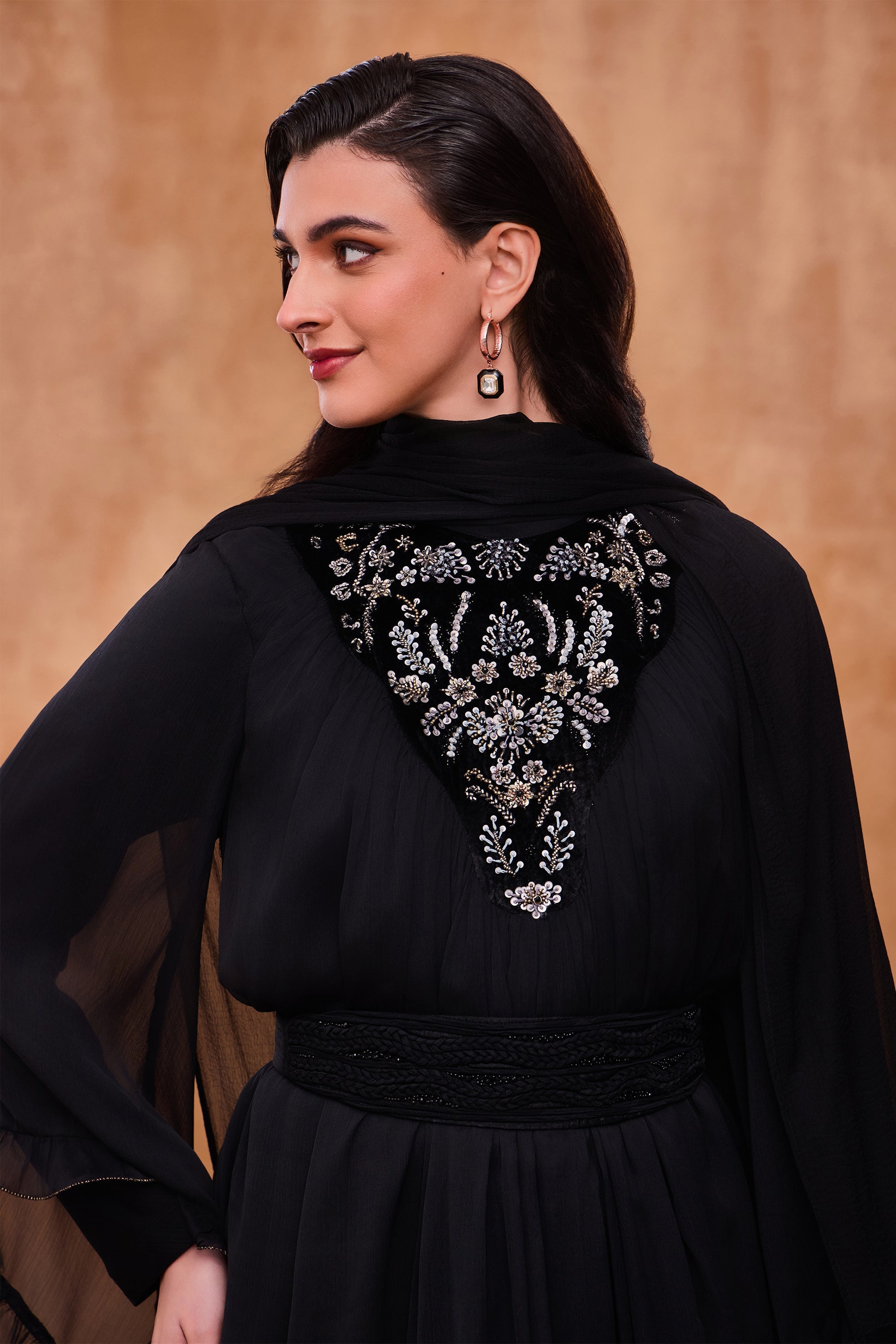 Kaifia Embellished Jalabiya