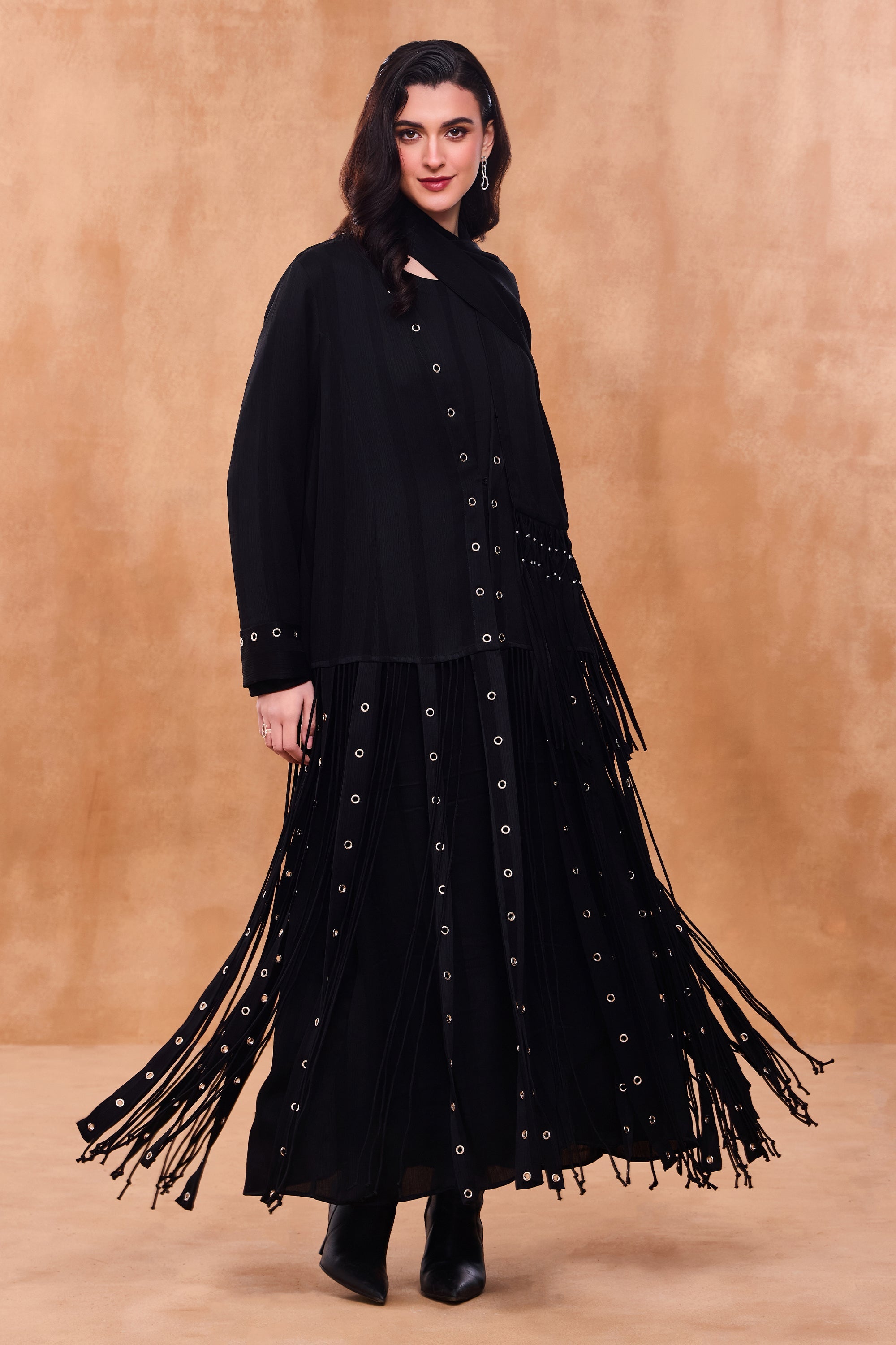 Zafiya Eyelet Detailing Abaya