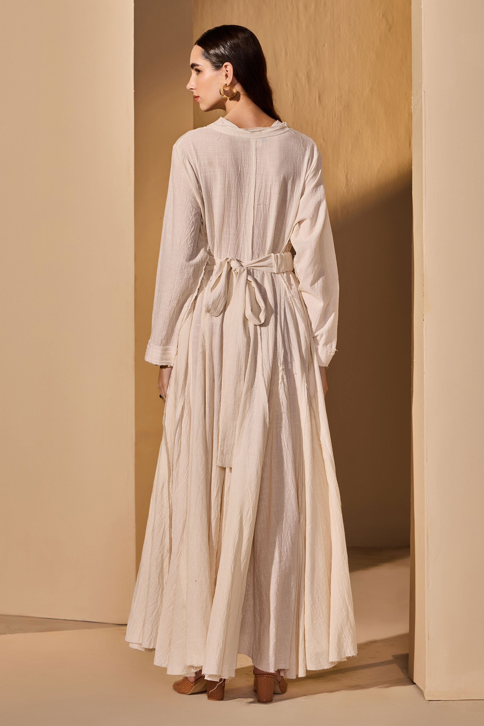 Alyara Cotton Slub Jalabiya with Belt