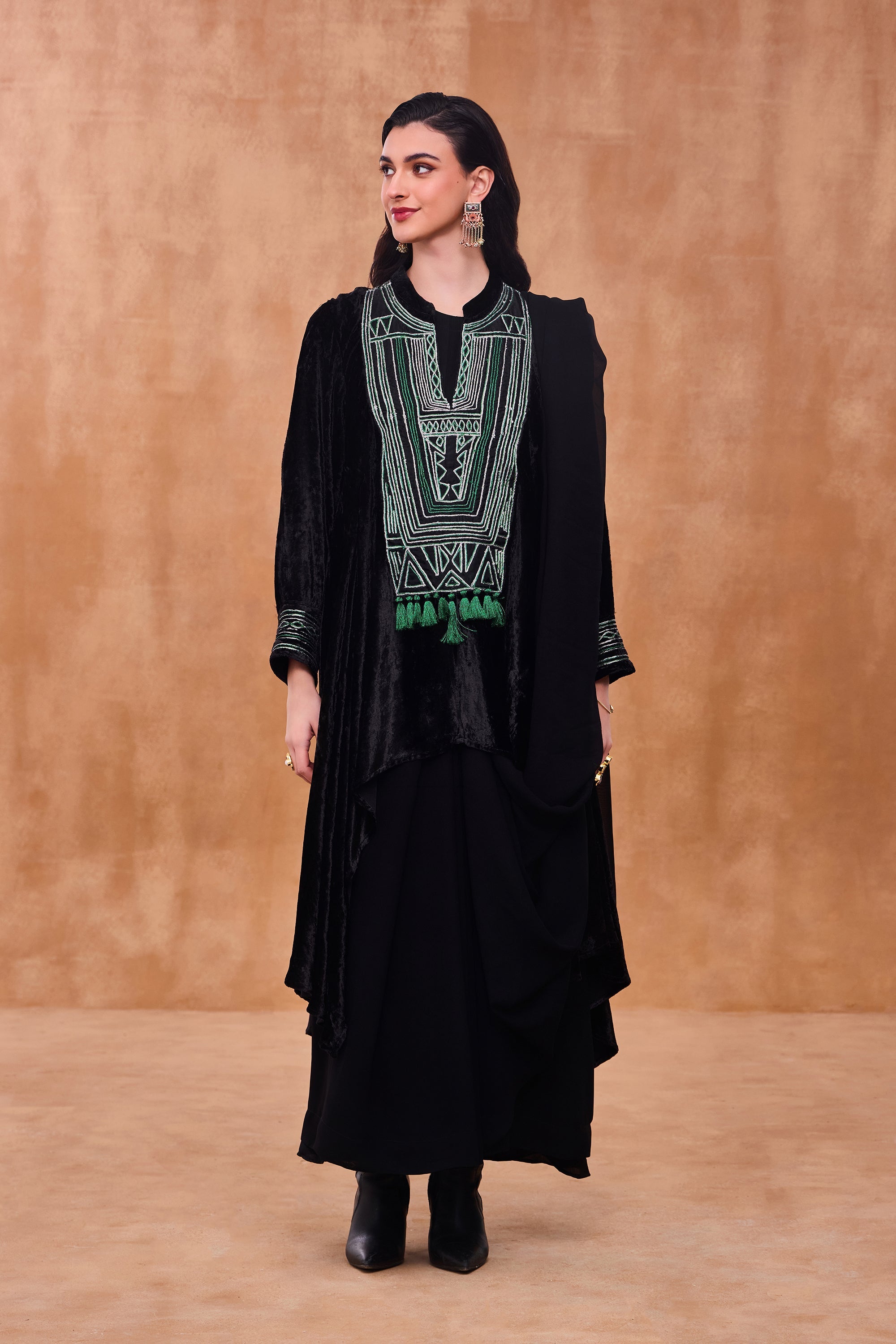 Jahanara Embroidered Draped Jalabiya