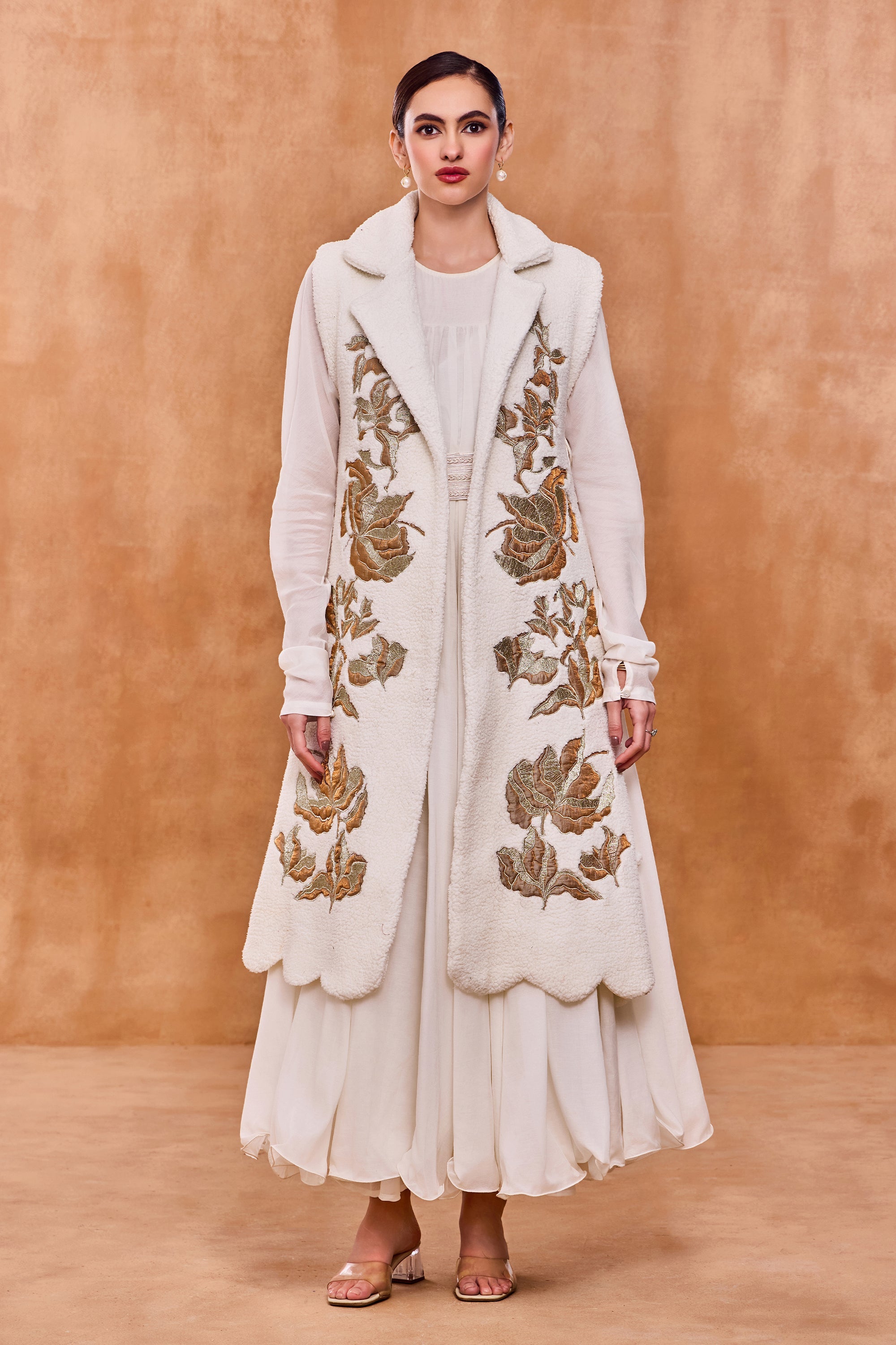 Zoraya Embroidered Dushala Cape