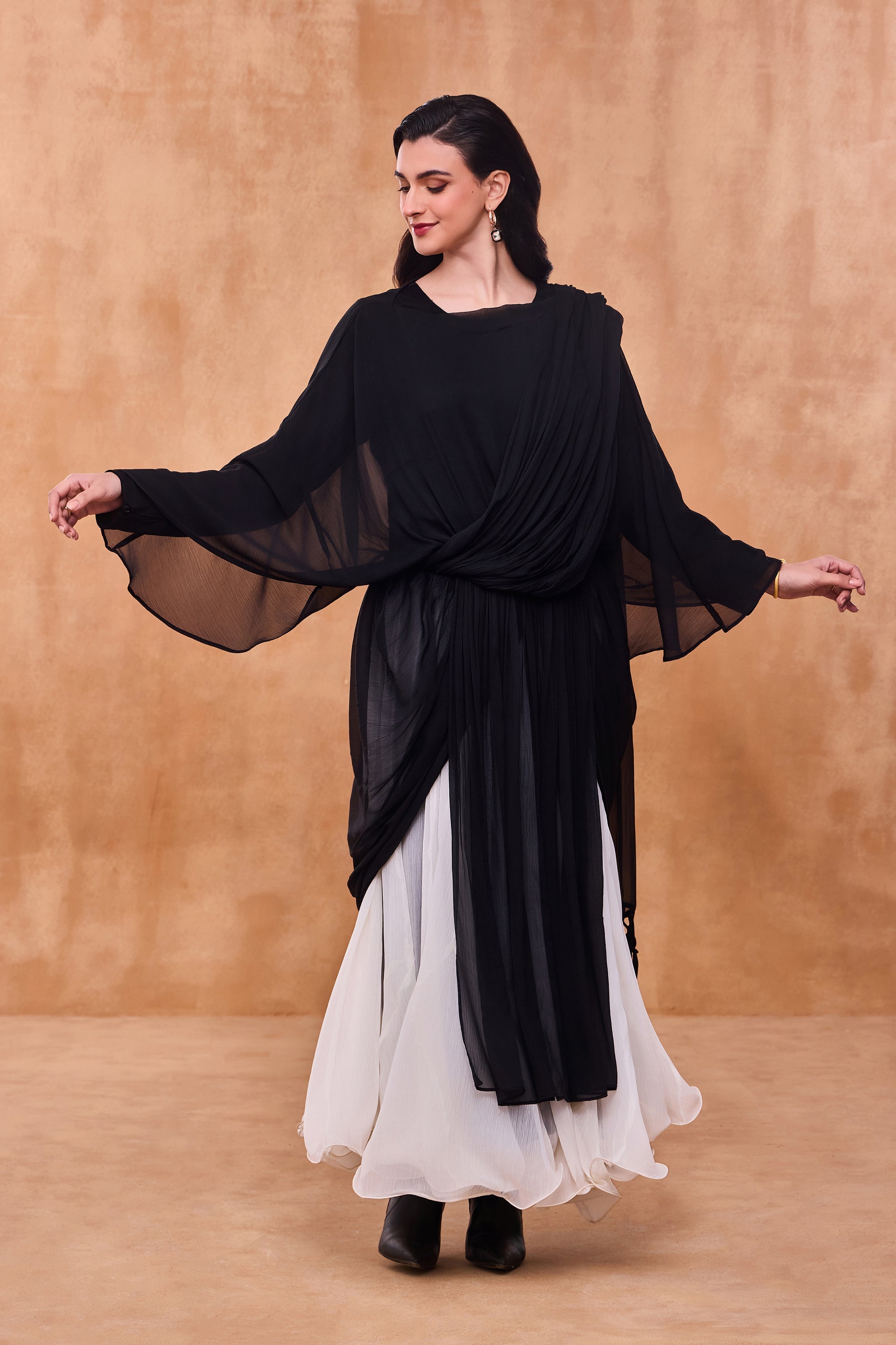 Durriya Draped Jalabiya