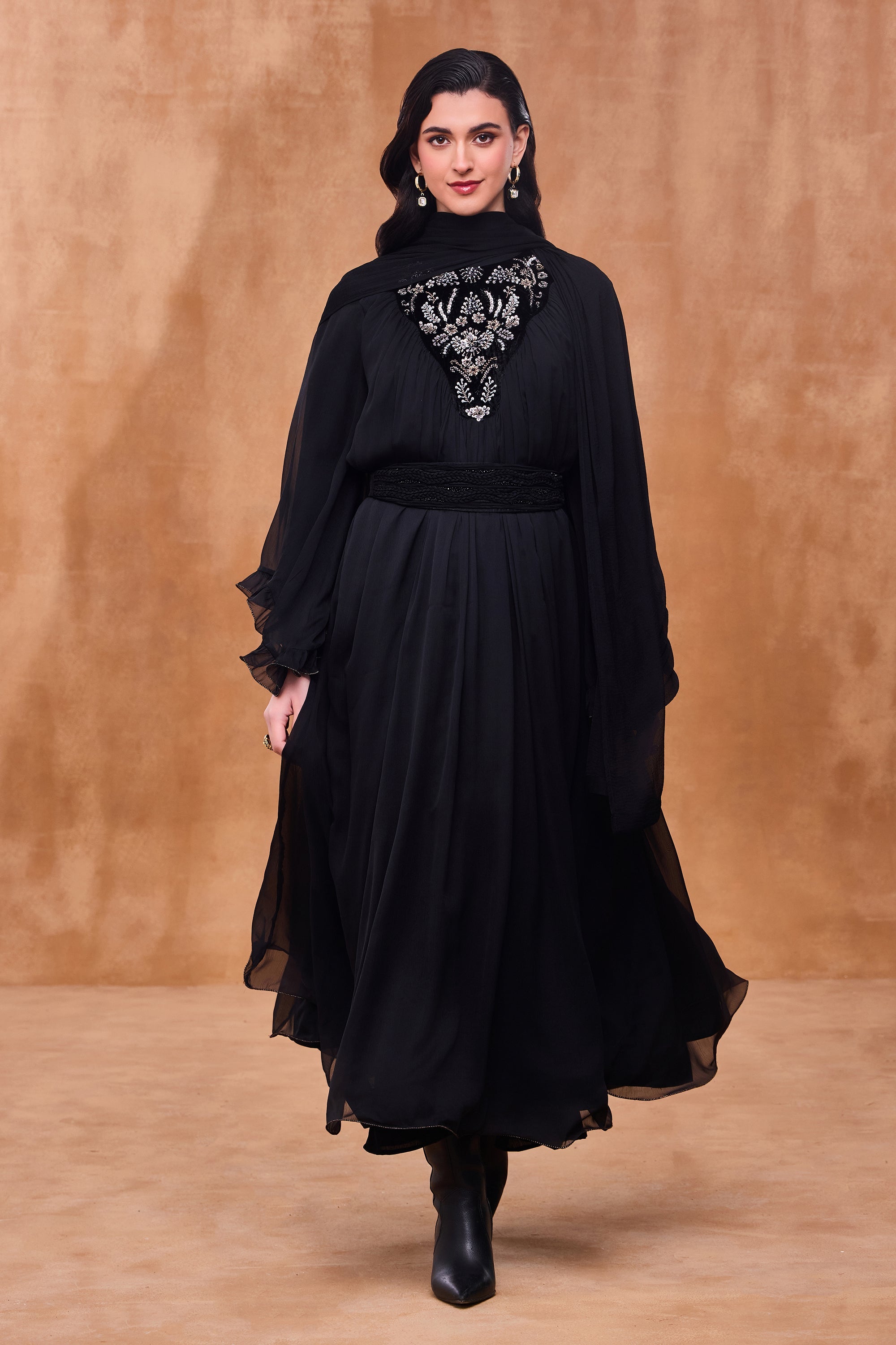 Kaifia Embellished Jalabiya